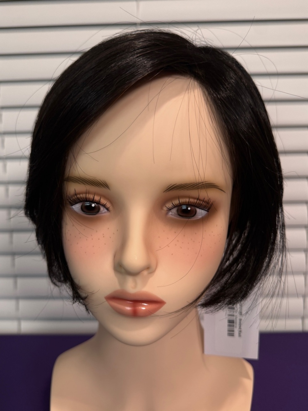 Short Black Synthetic Bob Wig for Women - Sleek Natural Look